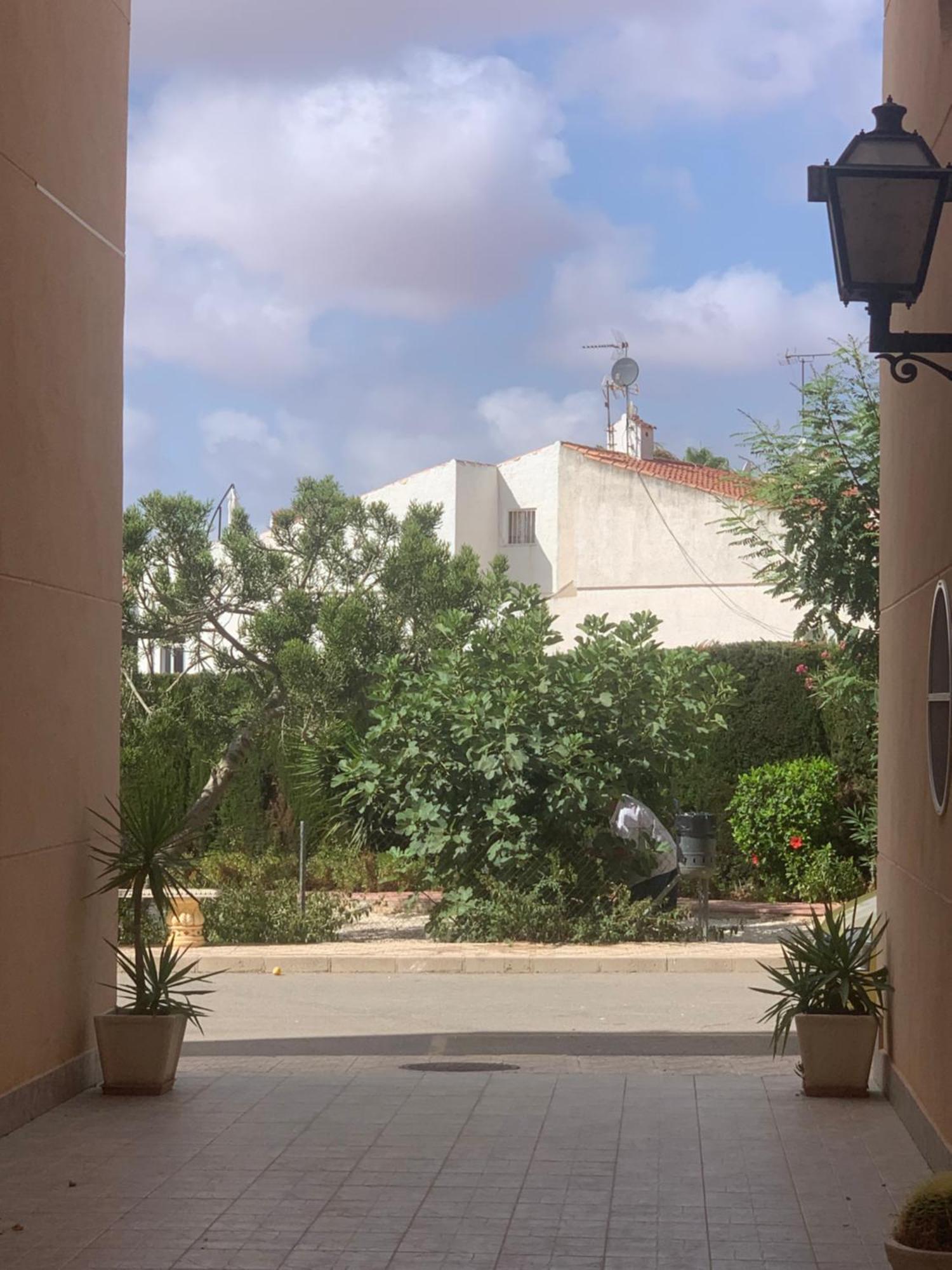 Tres Beau T4 Torrevieja Renove Et Moderne Apartment Luaran gambar
