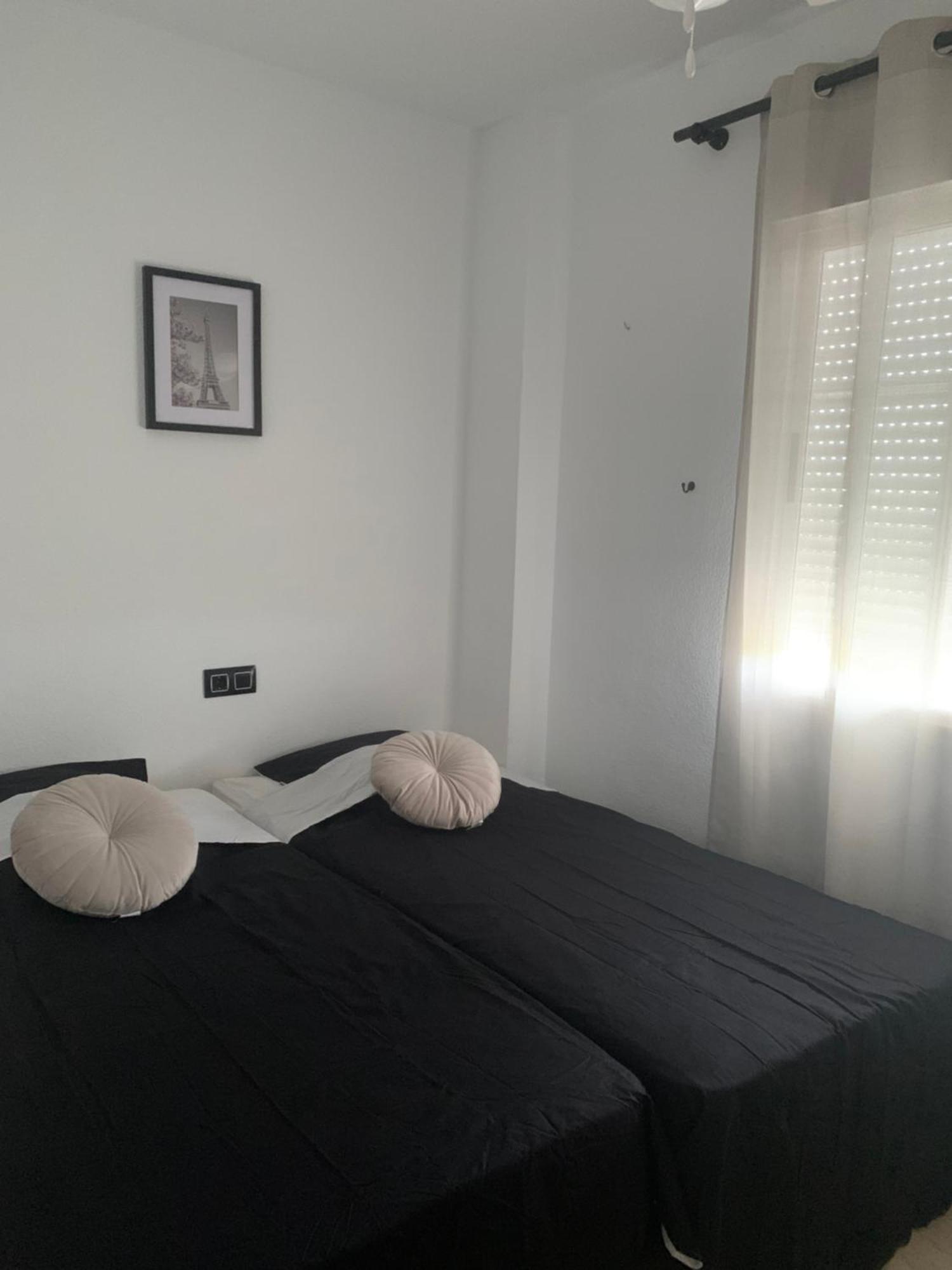Tres Beau T4 Torrevieja Renove Et Moderne Apartment Luaran gambar